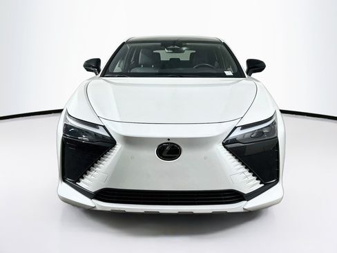 Used 2023 Lexus RZ 450e Premium w/ Technology Package AWD/4WD image 2