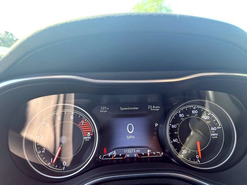 Used 2020 Jeep Cherokee Limited AWD/4WD image 20