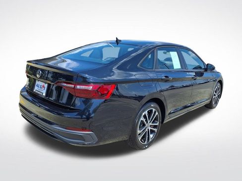 Used 2023 Volkswagen Jetta Sport FWD image 6
