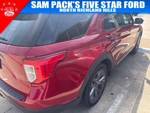 Used 2023 Ford Explorer XLT w/ Equipment Group 202A RWD image 4