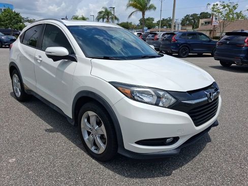 Used 2016 Honda HR-V EX-L image 3