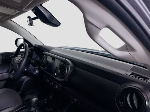 Used 2021 Toyota Tacoma SR w/ SR Convenience Package image 29