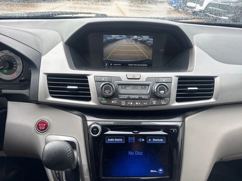 Used 2016 Honda Odyssey Touring Elite image 34