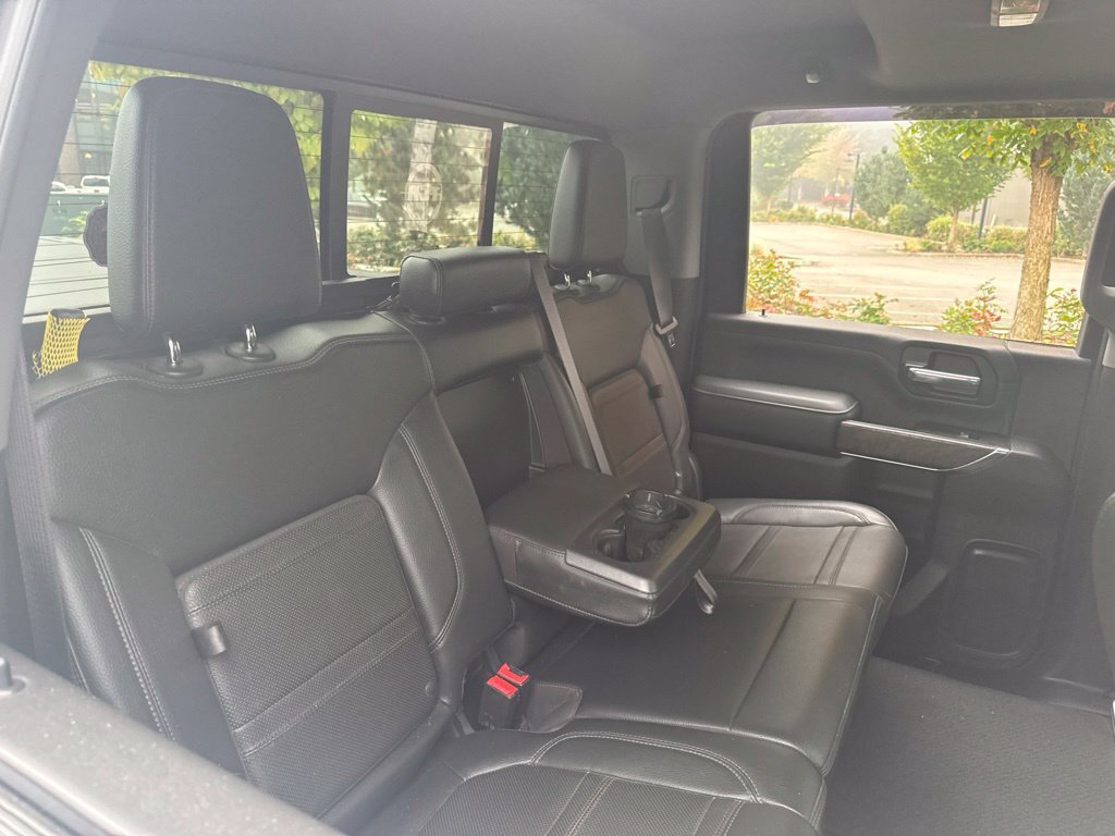 Used 2022 GMC Sierra 3500 Denali AWD/4WD image 5