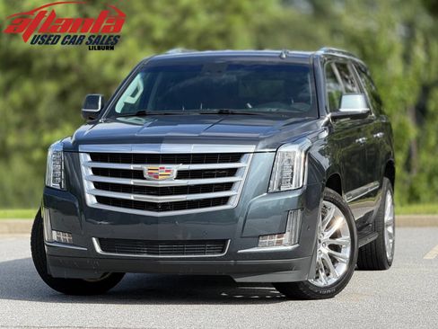 Used 2019 Cadillac Escalade Luxury AWD/4WD image 1