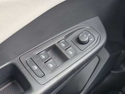 New 2026 Volkswagen Taos S FWD image 24