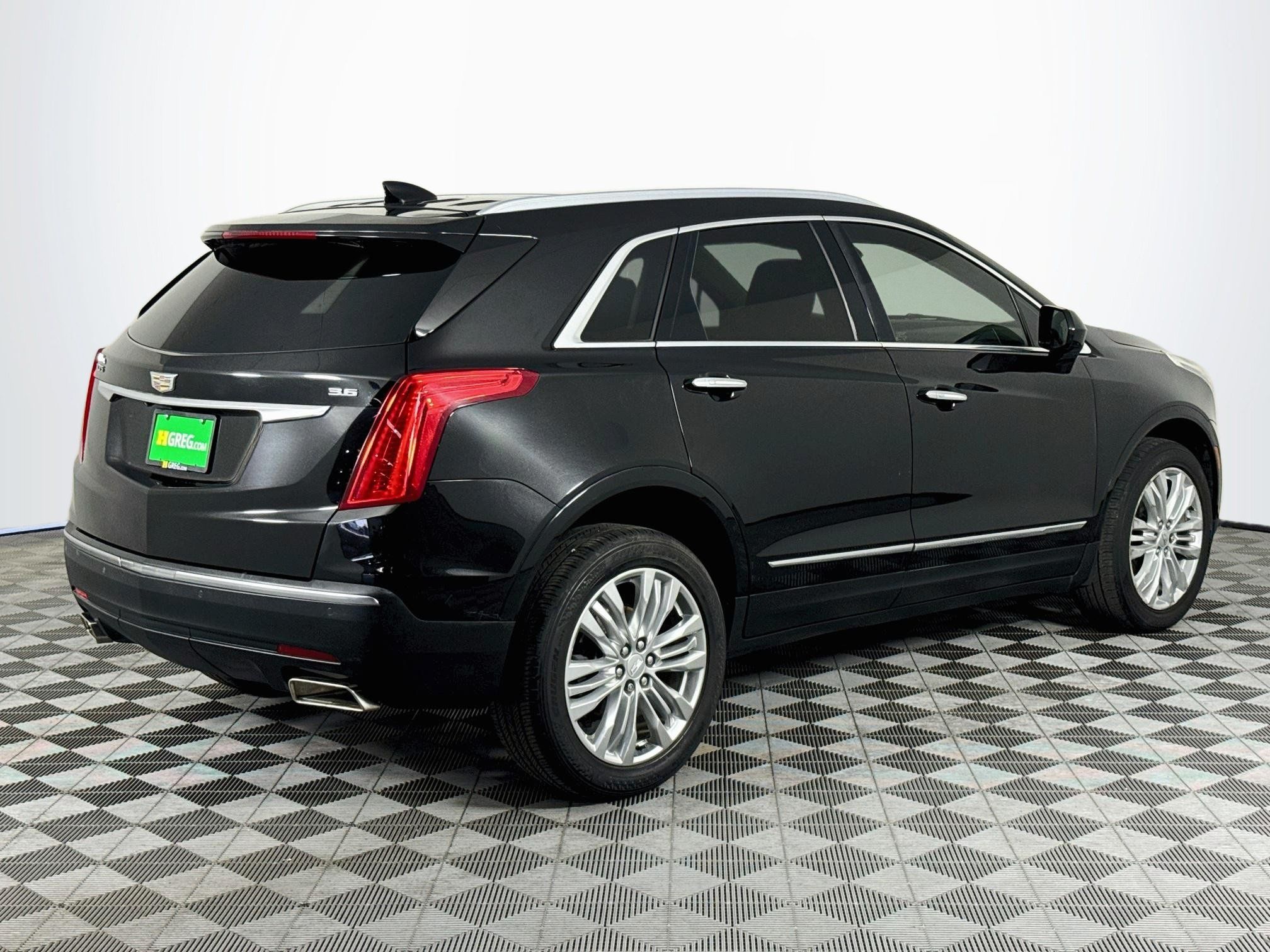 Used 2019 Cadillac XT5 Premium Luxury FWD image 8