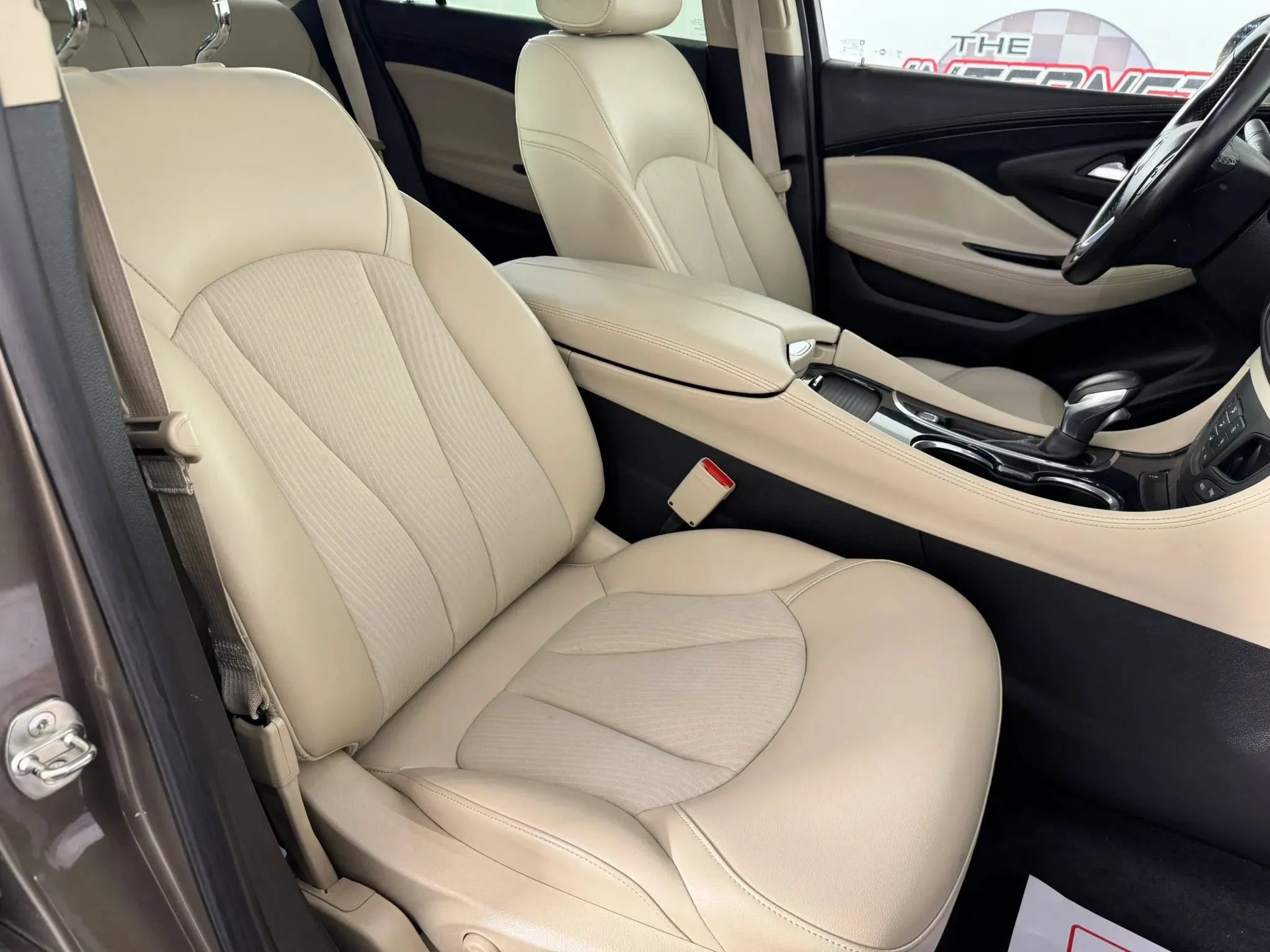 Used 2017 Buick Envision Preferred AWD/4WD image 35