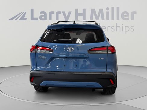 Certified 2026 Toyota Corolla Cross XLE w/ Convenience Package FWD image 4
