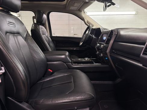 Certified 2020 Ford Expedition Max Platinum RWD image 30