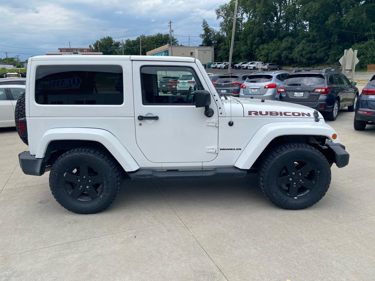 Used 2012 Jeep Wrangler Rubicon w/ Dual Top Group AWD/4WD image 5