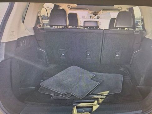 Used 2023 Nissan Rogue Platinum w/ Platinum Premium Package image 9