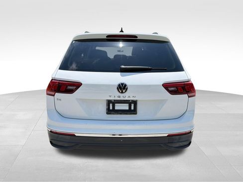 Used 2022 Volkswagen Tiguan SE FWD image 6