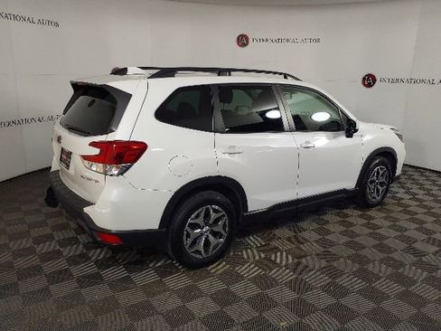 Used 2021 Subaru Forester Premium w/ Popular Package #1 AWD/4WD image 5