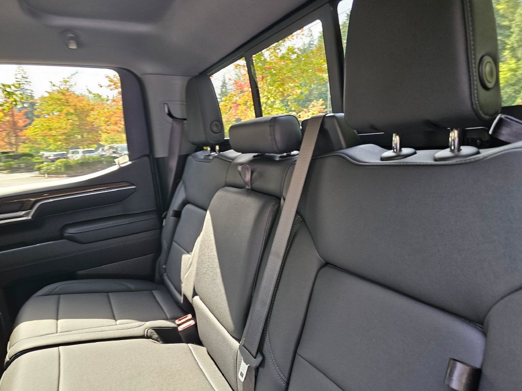 New 2026 Chevrolet Silverado 1500 LT w/ Z71 Off-Road Package AWD/4WD image 21