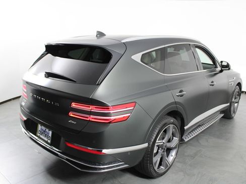 Used 2025 Genesis GV80 2.5T Prestige AWD/4WD image 3