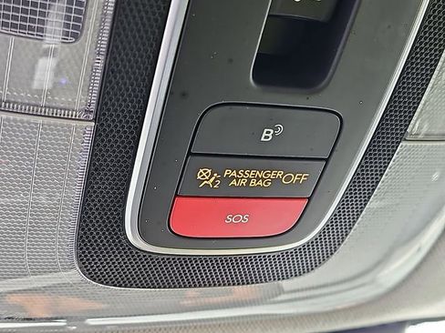 Used 2024 Hyundai Elantra SEL w/ Convenience Package image 28