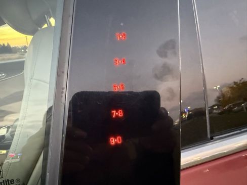 Used 2022 Lincoln Nautilus Reserve w/ Equipment Group 202A image 27