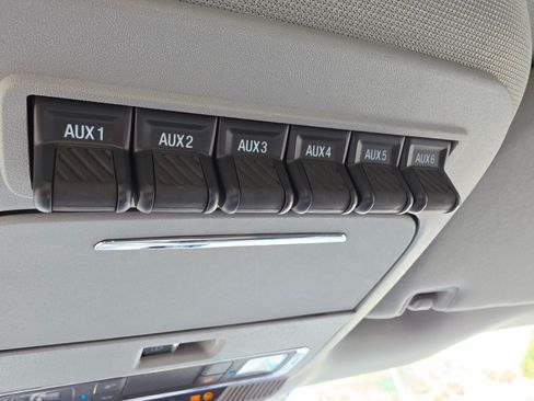 Used 2024 Ford F350 Lariat w/ Lariat Ultimate Package AWD/4WD image 56