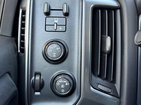 Used 2016 Chevrolet Silverado 1500 LT w/ All Star Edition AWD/4WD image 28