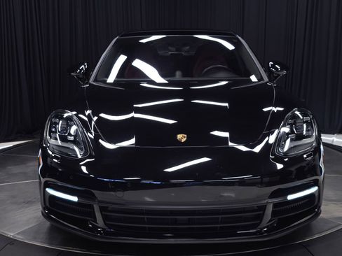 Used 2018 Porsche Panamera 4S image 59