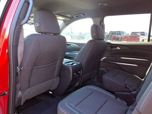 New 2026 Chevrolet Traverse LT w/ Midnight/Sport Edition AWD/4WD image 9