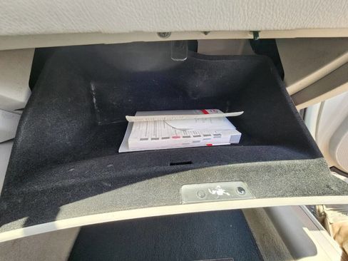 Used 2012 Toyota Avalon image 34