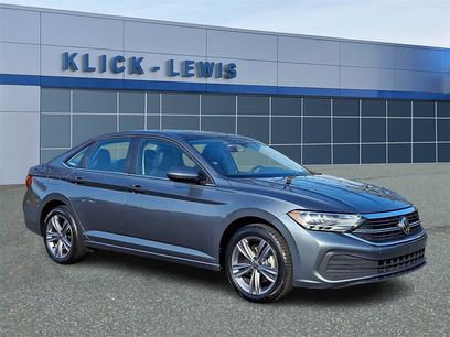 Used 2024 Volkswagen Jetta SE