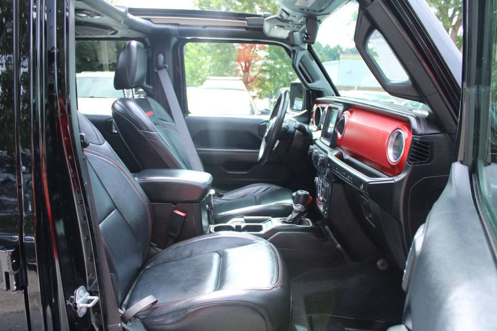 Used 2018 Jeep Wrangler Unlimited Rubicon AWD/4WD image 33
