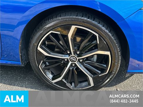 Used 2025 Nissan Altima 2.5 SR FWD image 14