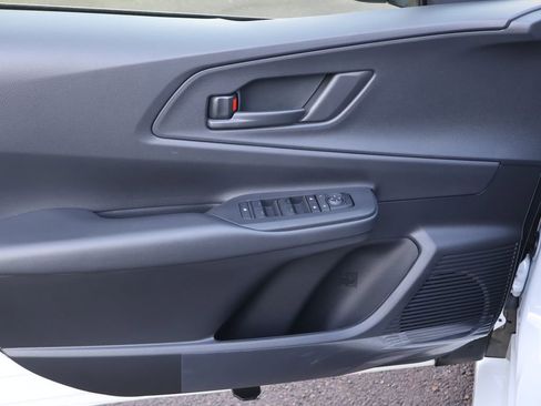 New 2026 Toyota Prius Plug-In Hybrid FWD image 18