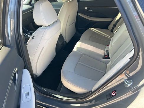 Used 2022 Hyundai Sonata SEL image 6