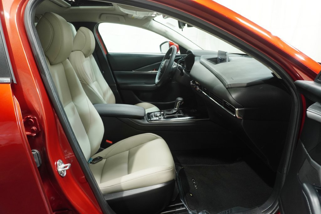 Used 2024 MAZDA CX-30 AWD 2.5 S w/ Preferred Package image 12