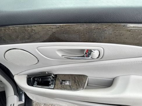 Used 2008 Lexus LS 460 RWD image 22