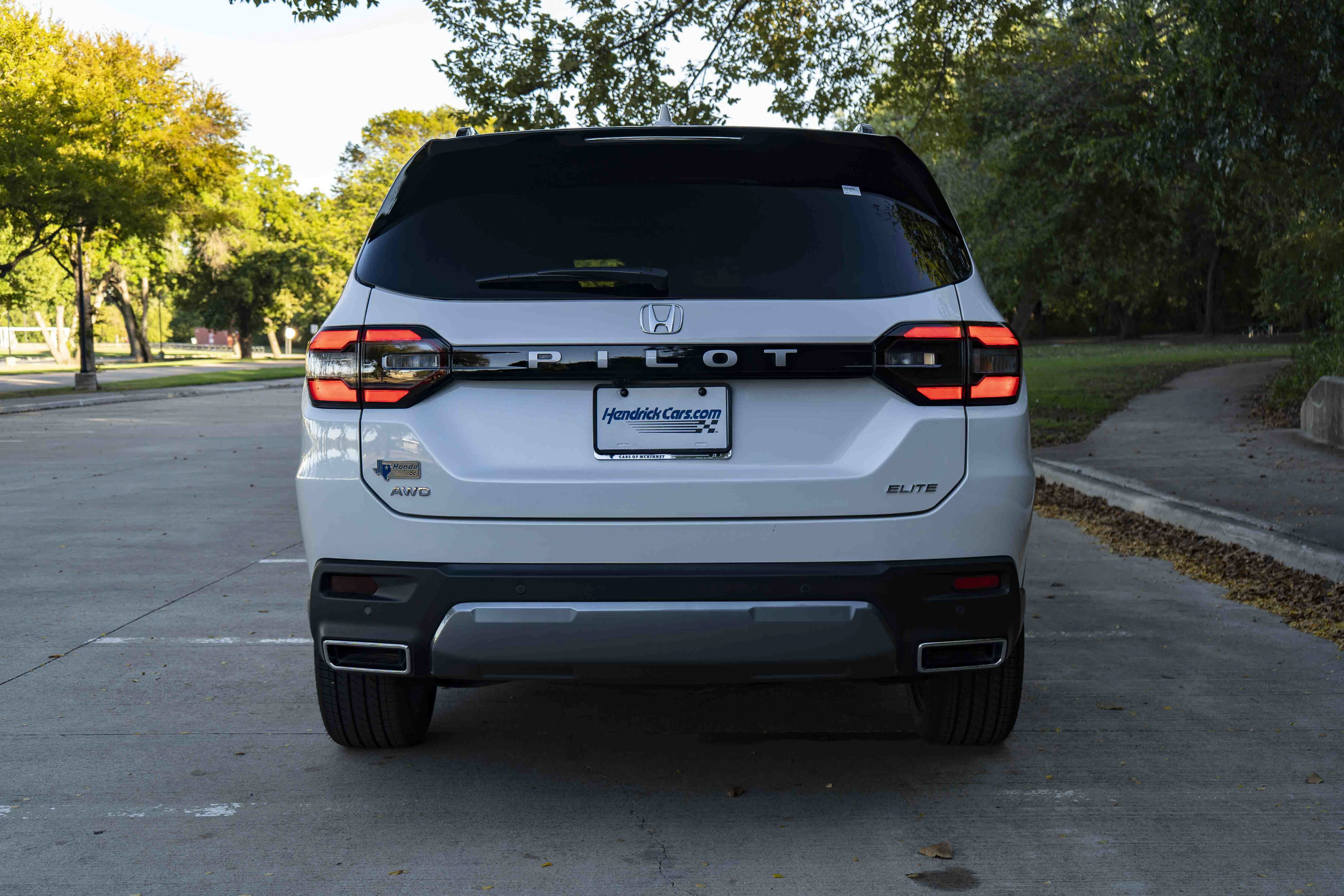 Used 2026 Honda Pilot Elite image 8
