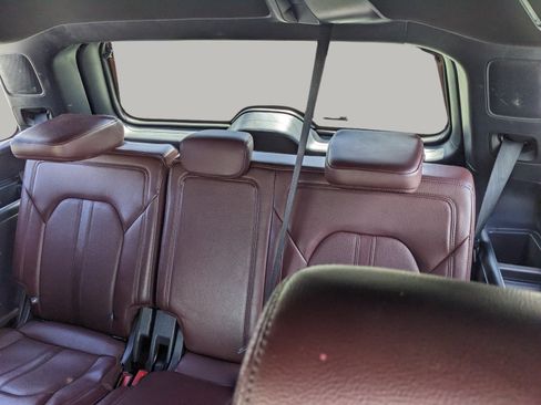 Used 2023 Ford Expedition Limited AWD/4WD image 20