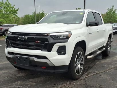 Used 2024 Chevrolet Colorado Z71 w/ Z71 Convenience Package 2