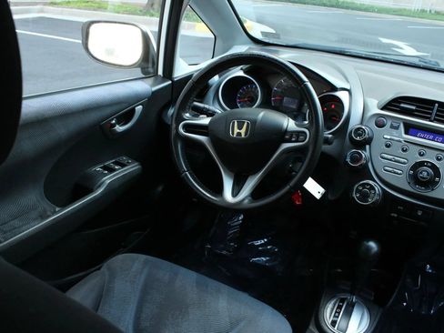 Used 2010 Honda Fit Sport image 19