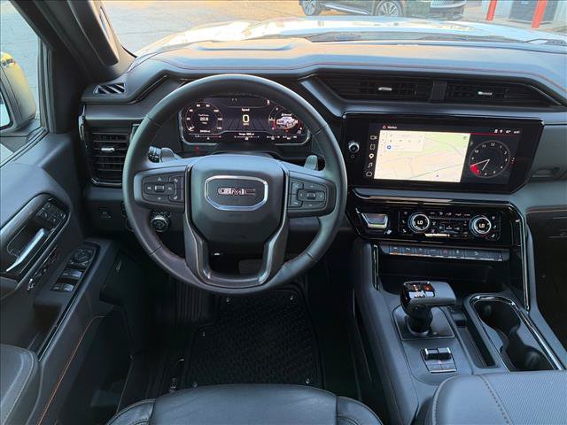 Certified 2025 GMC Sierra 1500 AT4 w/ AT4 Premium Package AWD/4WD image 17