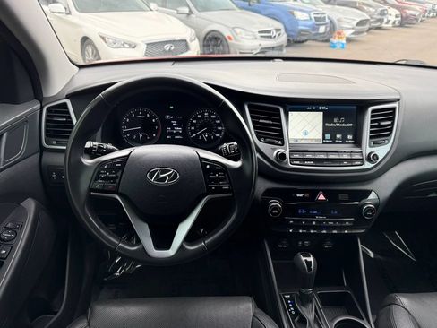 Used 2017 Hyundai Tucson Limited AWD/4WD image 25