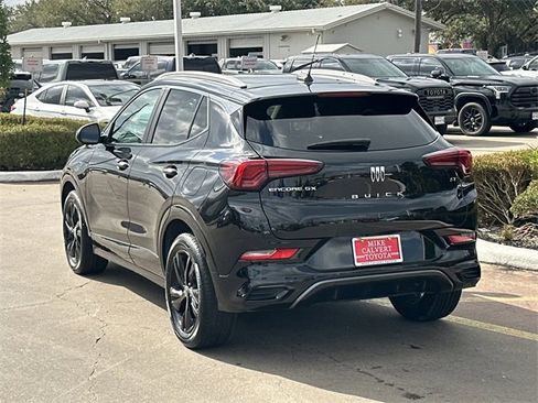 Used 2024 Buick Encore GX Sport Touring w/ Comfort Package image 5