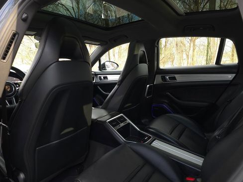 Used 2017 Porsche Panamera 4S w/ Premium Package Plus image 14