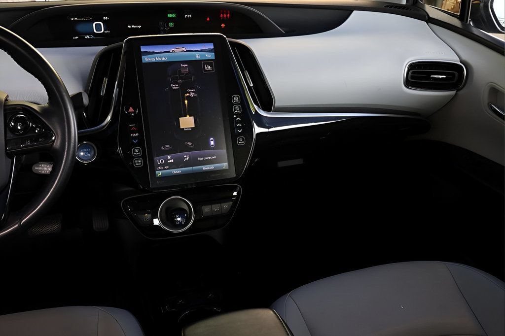 Used 2020 Toyota Prius Prime XLE FWD image 8