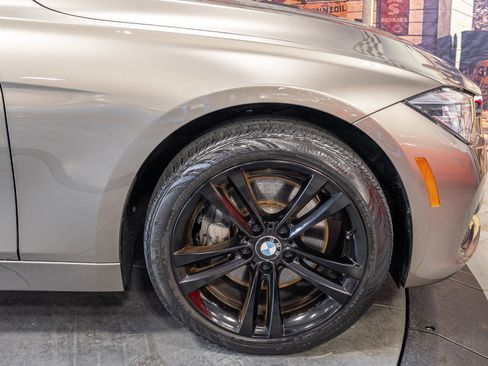 Used 2016 BMW 340i SEDAN image 9