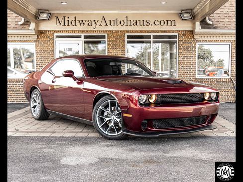 Used 2023 Dodge Challenger GT RWD image 3