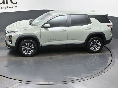 New 2026 Chevrolet Equinox LT w/ Convenience Package II image 36