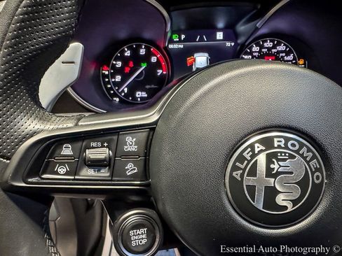 Used 2023 Alfa Romeo Stelvio Veloce image 19