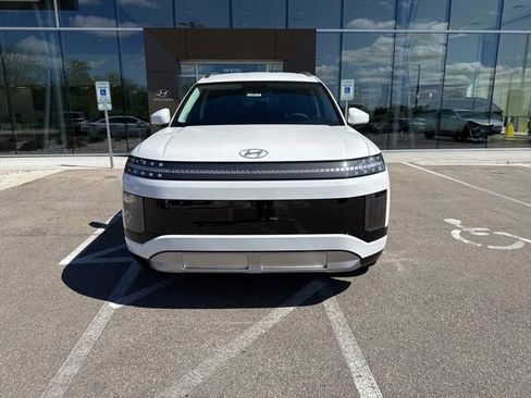 New 2026 Hyundai Ioniq 9 SEL image 9