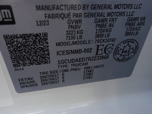 Used 2024 Chevrolet Silverado 1500 W/T w/ WT Value Package AWD/4WD image 18