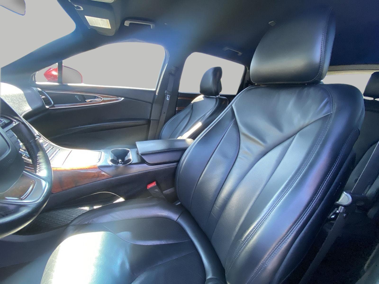 Used 2019 Lincoln Nautilus Select AWD/4WD image 10
